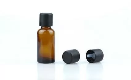 How to Meet the Production Requirements of Low-order Essential Oil Glass Bottles?
